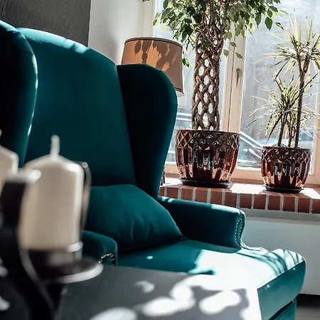 Old Plaza Hotel 3*
